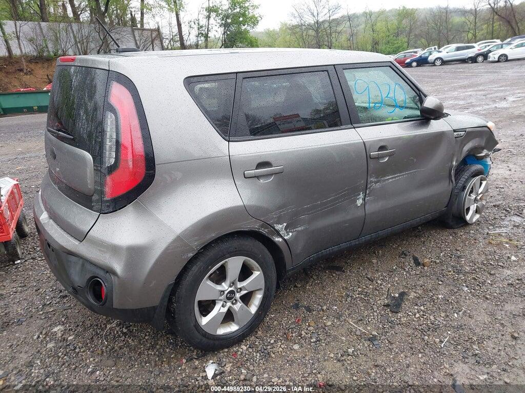 KNDJN2A28H7491812 2017 KIA SOUL photo no. 4