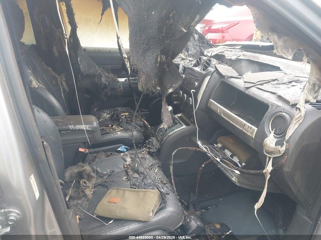 1C4NJDEB5FD304074 2015 JEEP COMPASS photo no. 5