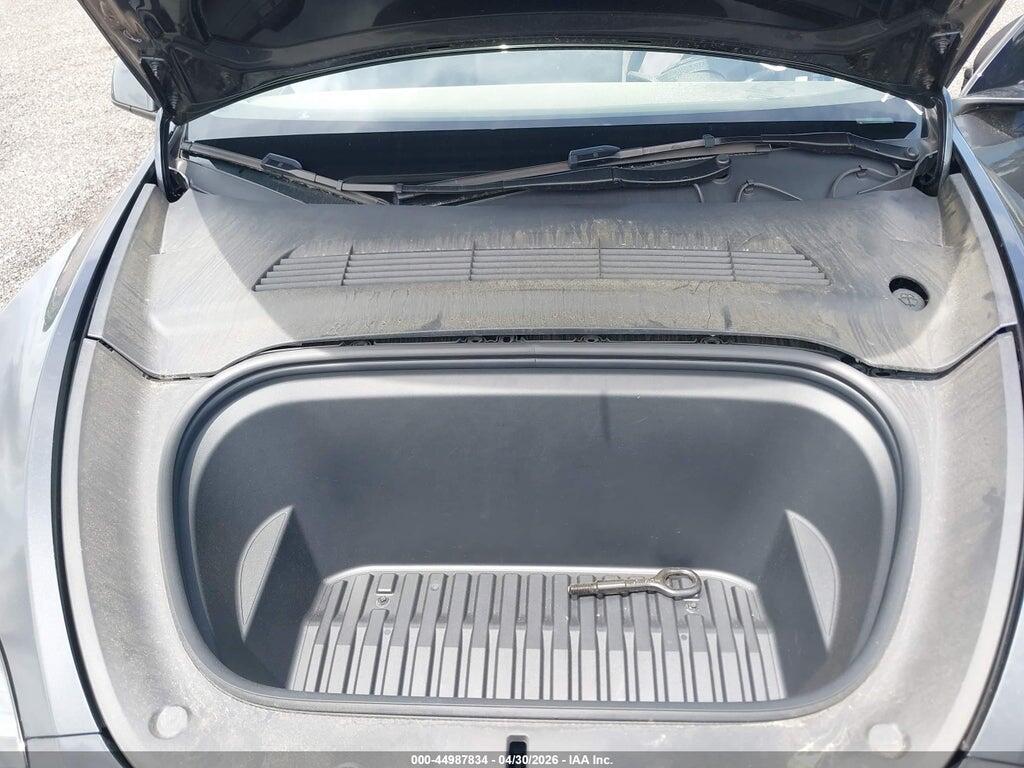 7SAYGDED8RF015297 2024 TESLA MODEL Y photo no. 10