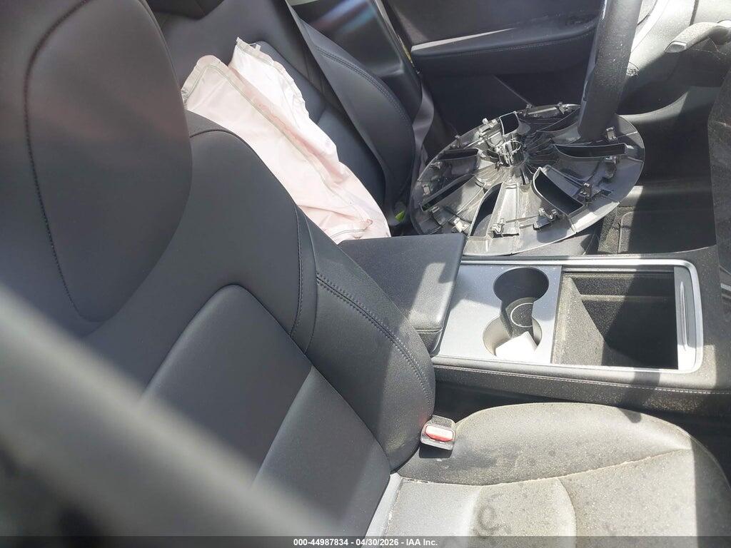 7SAYGDED8RF015297 2024 TESLA MODEL Y photo no. 5