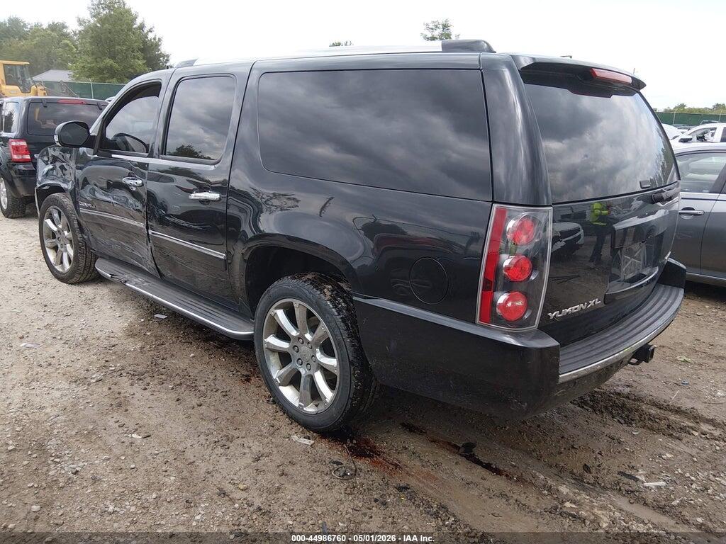 1GKS1MEF0DR312867 2013 GMC YUKON XL 1500 photo no. 3