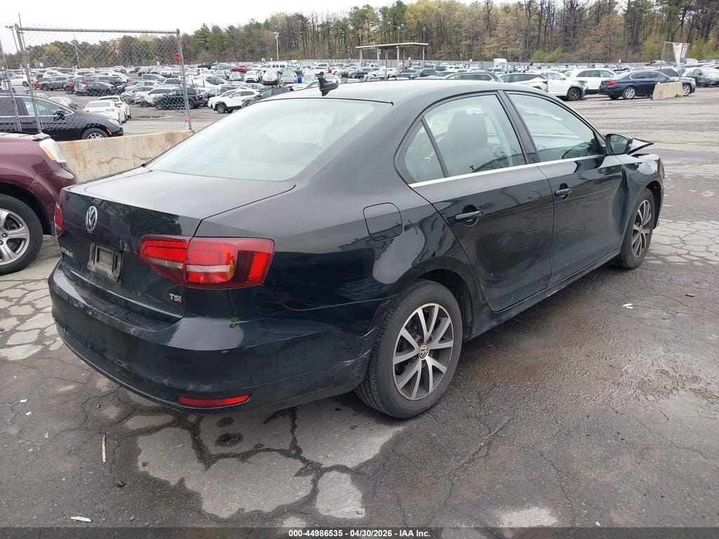 3VWDB7AJ8HM374034 2017 VOLKSWAGEN JETTA photo no. 4