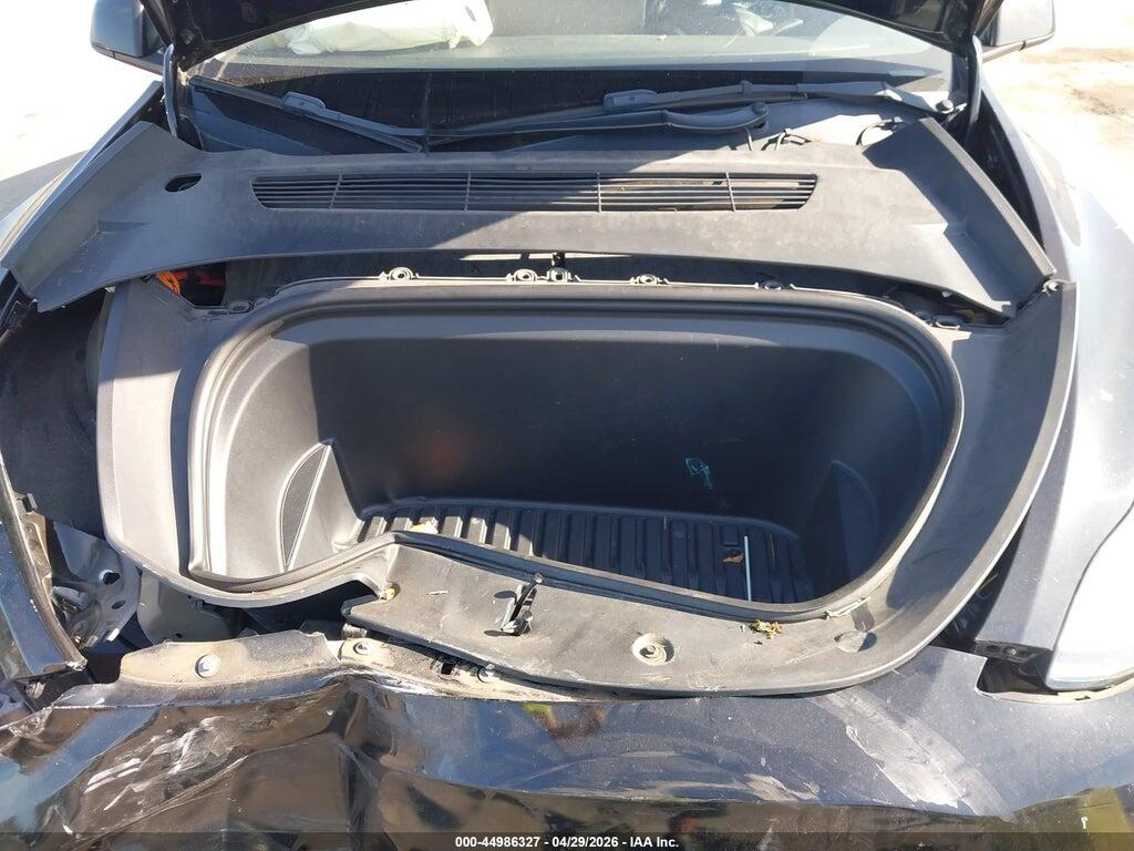 7SAYGDEE7NF386972 2022 TESLA MODEL Y photo no. 10