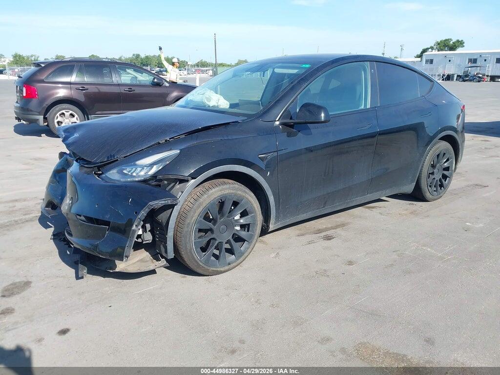 7SAYGDEE7NF386972 2022 TESLA MODEL Y photo no. 2