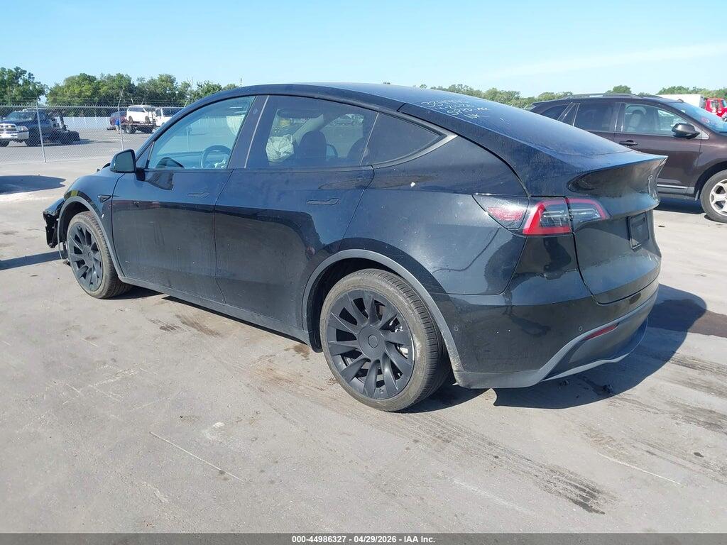 7SAYGDEE7NF386972 2022 TESLA MODEL Y photo no. 3
