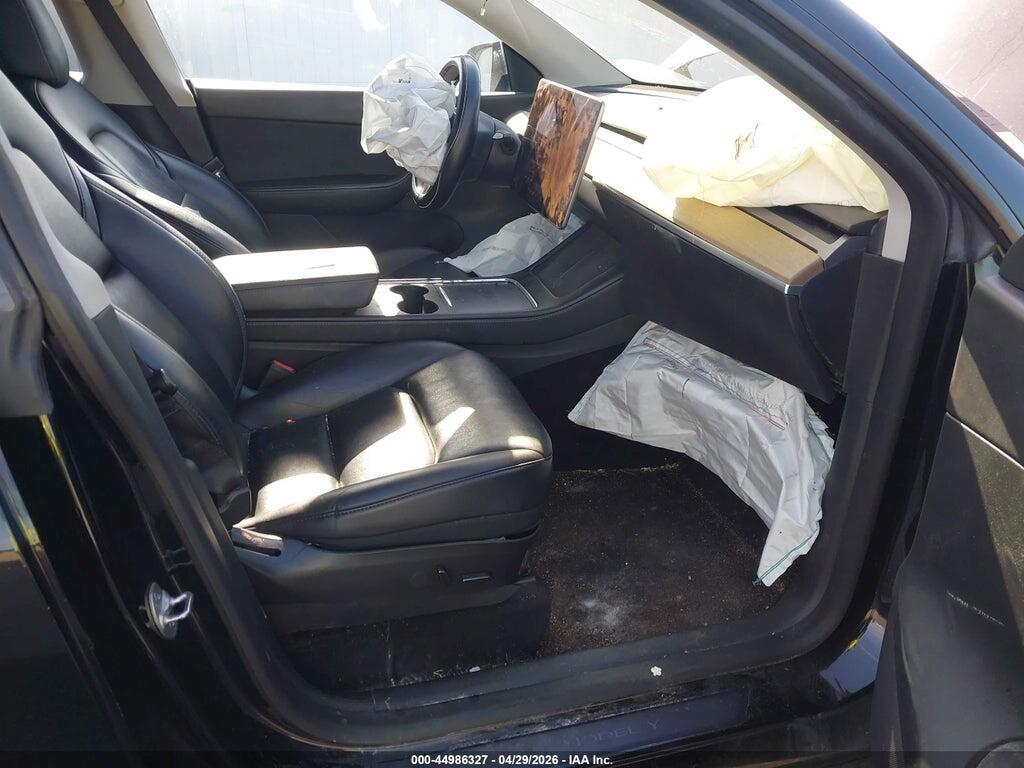 7SAYGDEE7NF386972 2022 TESLA MODEL Y photo no. 5
