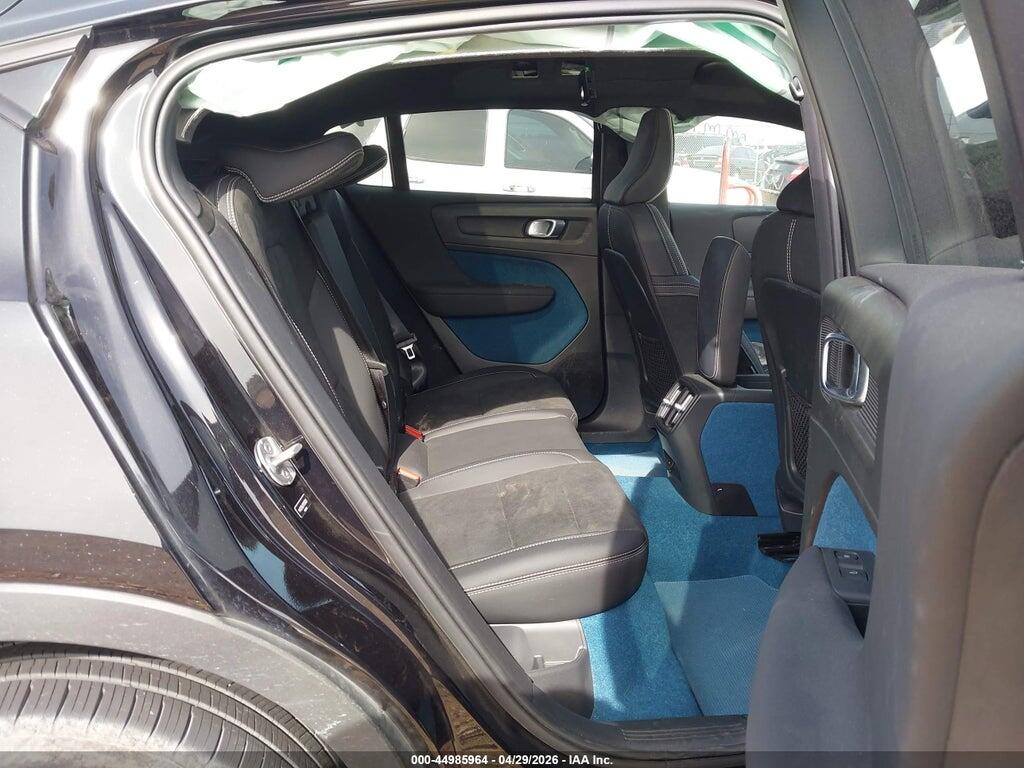 YV4ED3GL9P2035823 2023 VOLVO C40 RECHARGE PURE ELECTRIC photo no. 8