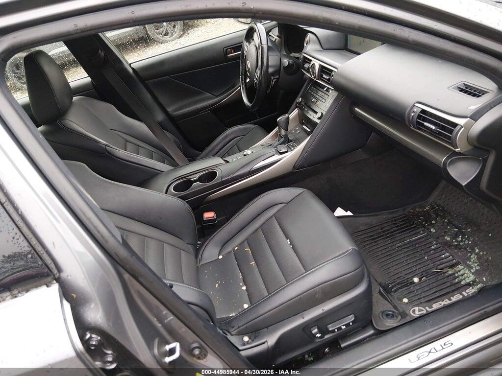 JTHCM1D22H5023411 2017 LEXUS IS 300 photo no. 5