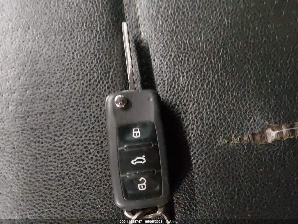 3VWLL7AJ1CM010751 2012 VOLKSWAGEN JETTA photo no. 11