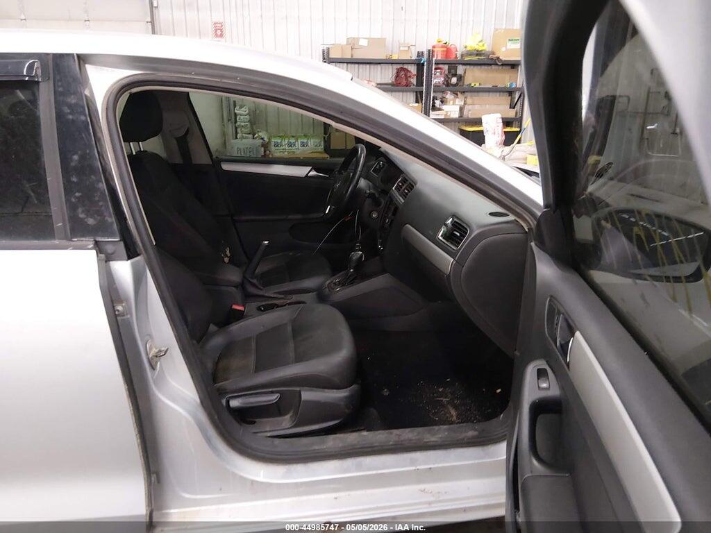3VWLL7AJ1CM010751 2012 VOLKSWAGEN JETTA photo no. 5