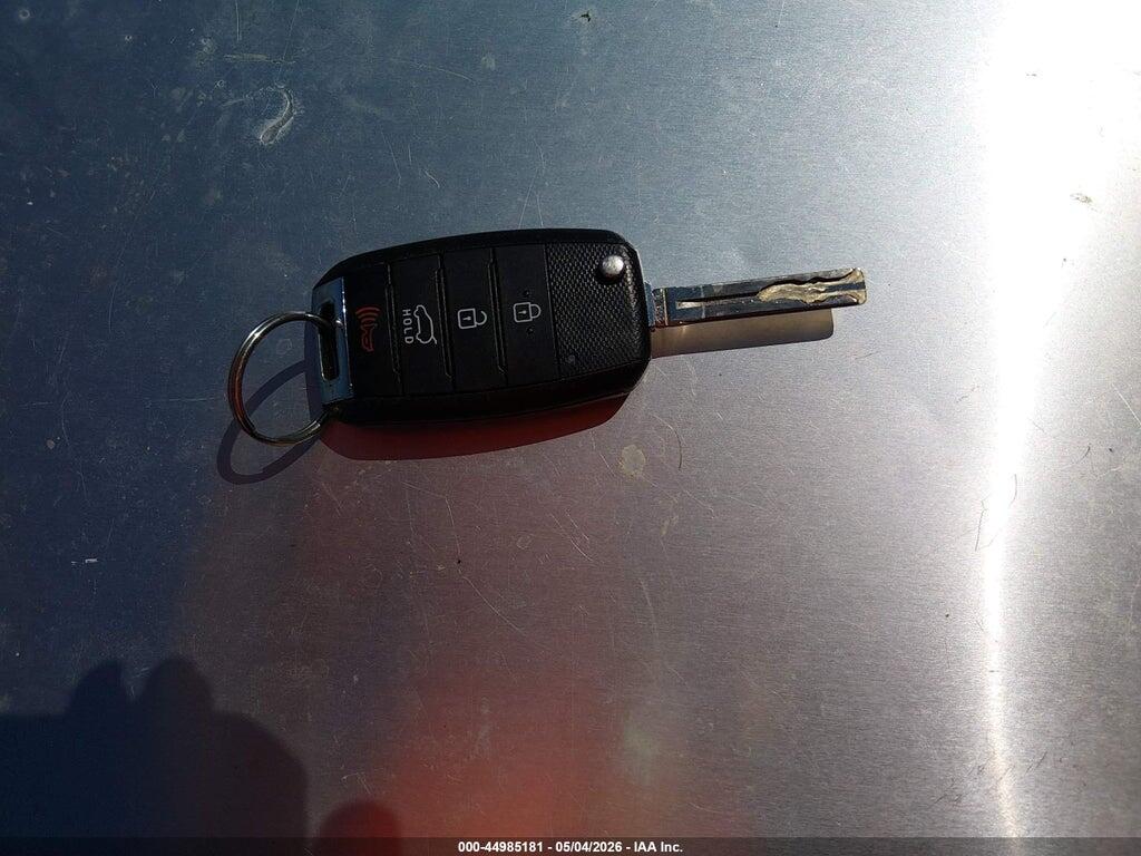 5XYKT3A62FG626432 2015 KIA SORENTO photo no. 11