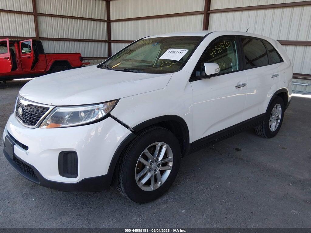 5XYKT3A62FG626432 2015 KIA SORENTO photo no. 2