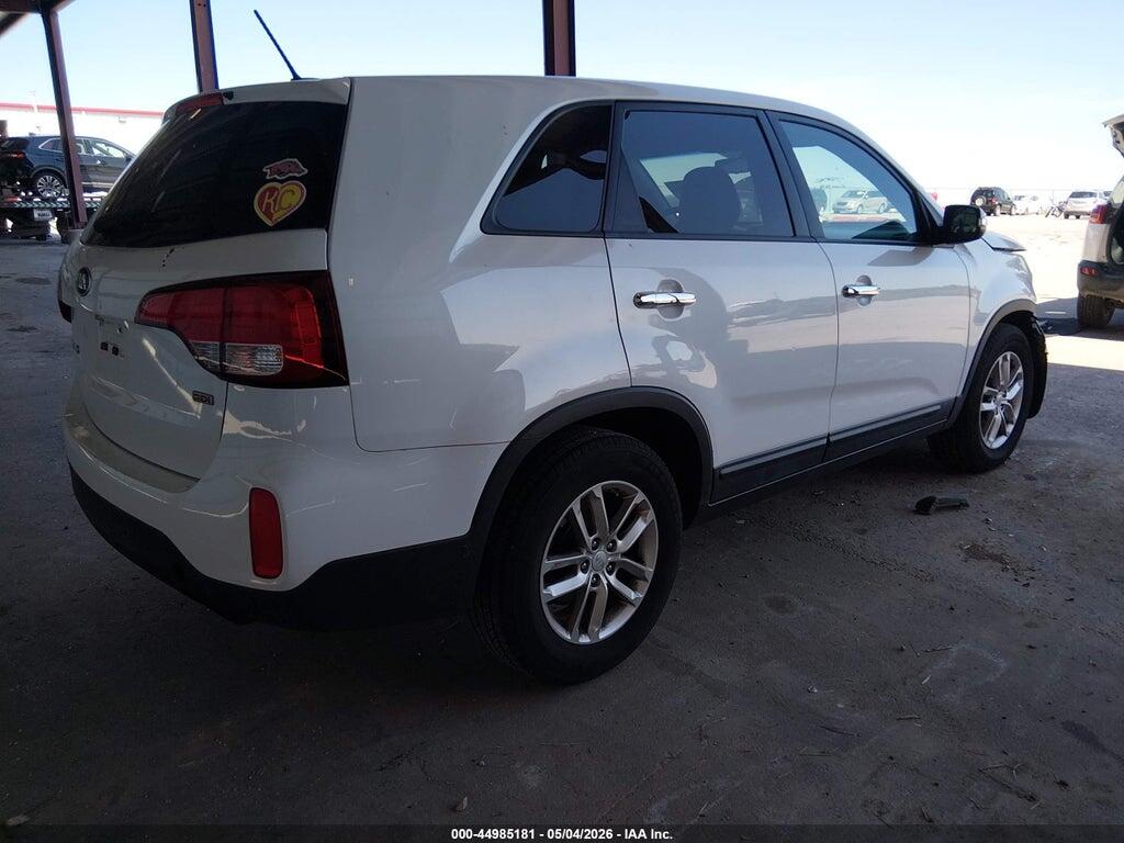 5XYKT3A62FG626432 2015 KIA SORENTO photo no. 4