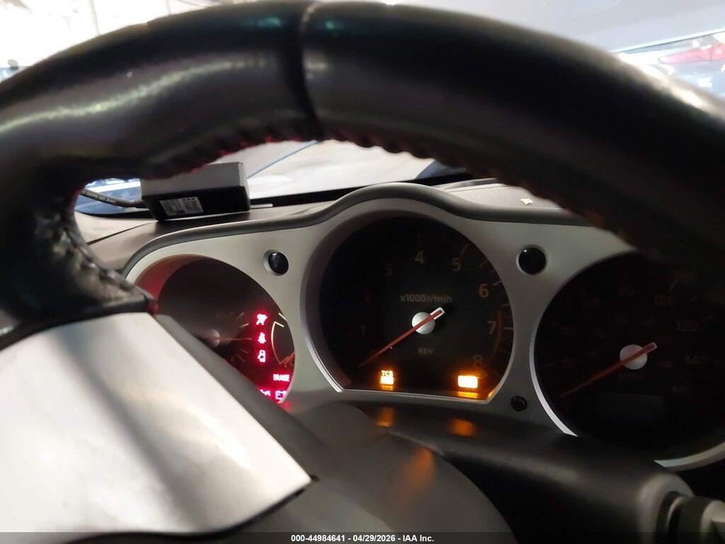 JN1AZ36A15M752241 2005 NISSAN 350Z photo no. 7