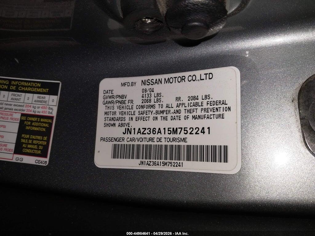 JN1AZ36A15M752241 2005 NISSAN 350Z photo no. 9