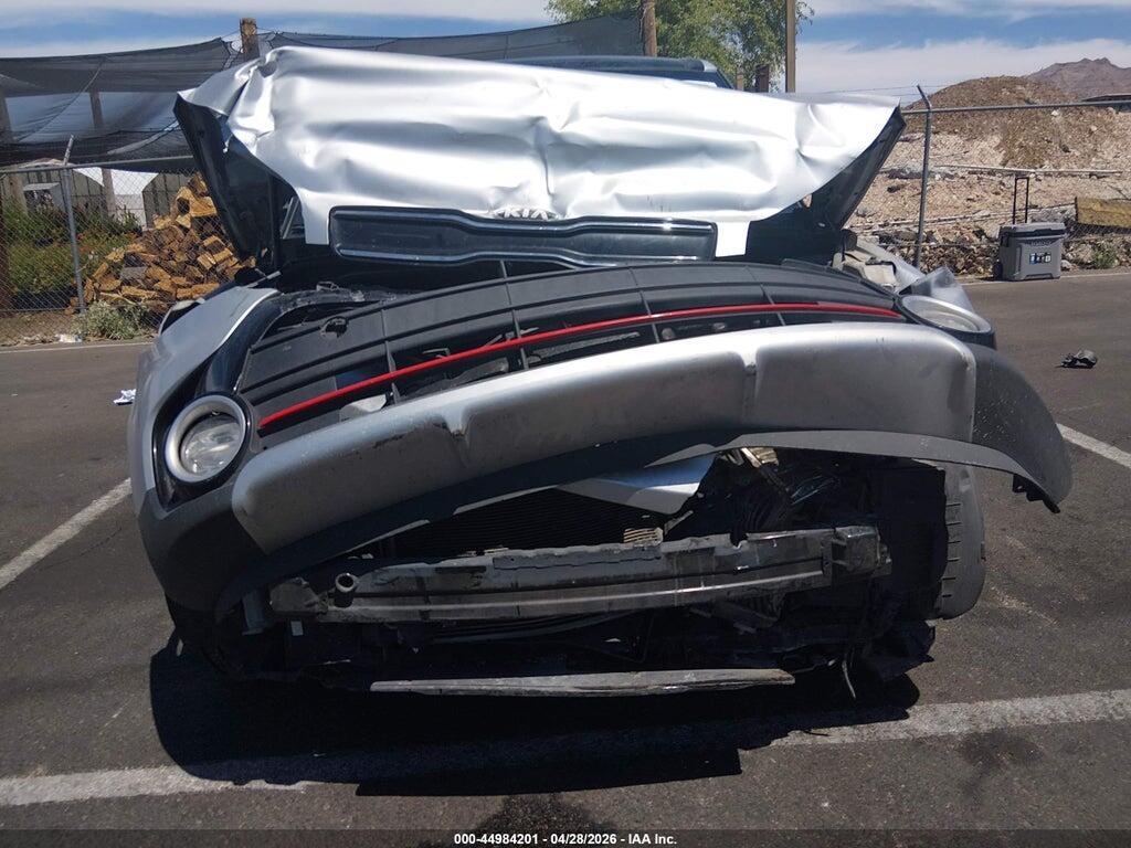 KNDJX3AA2J7533243 2018 KIA SOUL photo no. 12