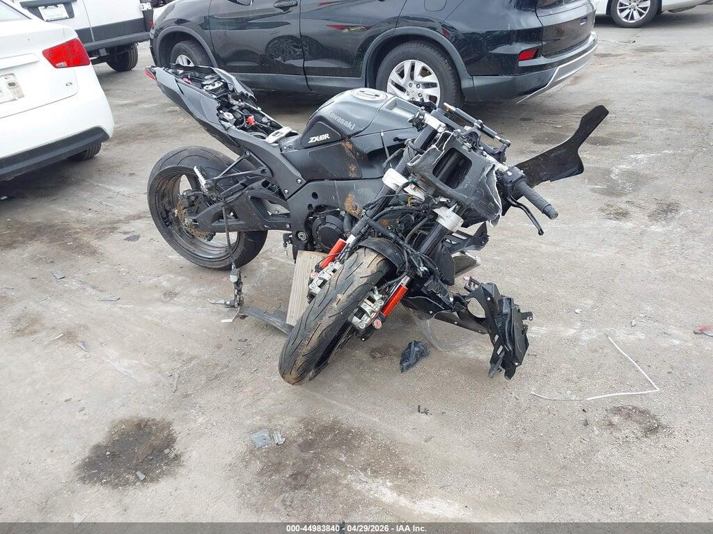 JKBZXVM12RA007600 2024 KAWASAKI ZX1002 photo no. 1