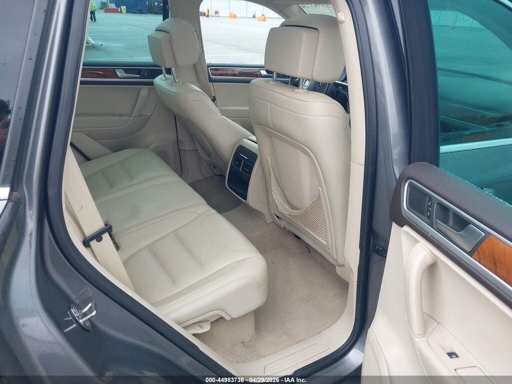 WVGFK9BP8CD002378 2012 VOLKSWAGEN TOUAREG photo no. 8