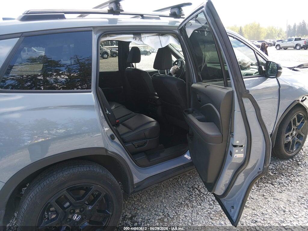 5FNYF8H88RB019775 2024 HONDA PASSPORT photo no. 8