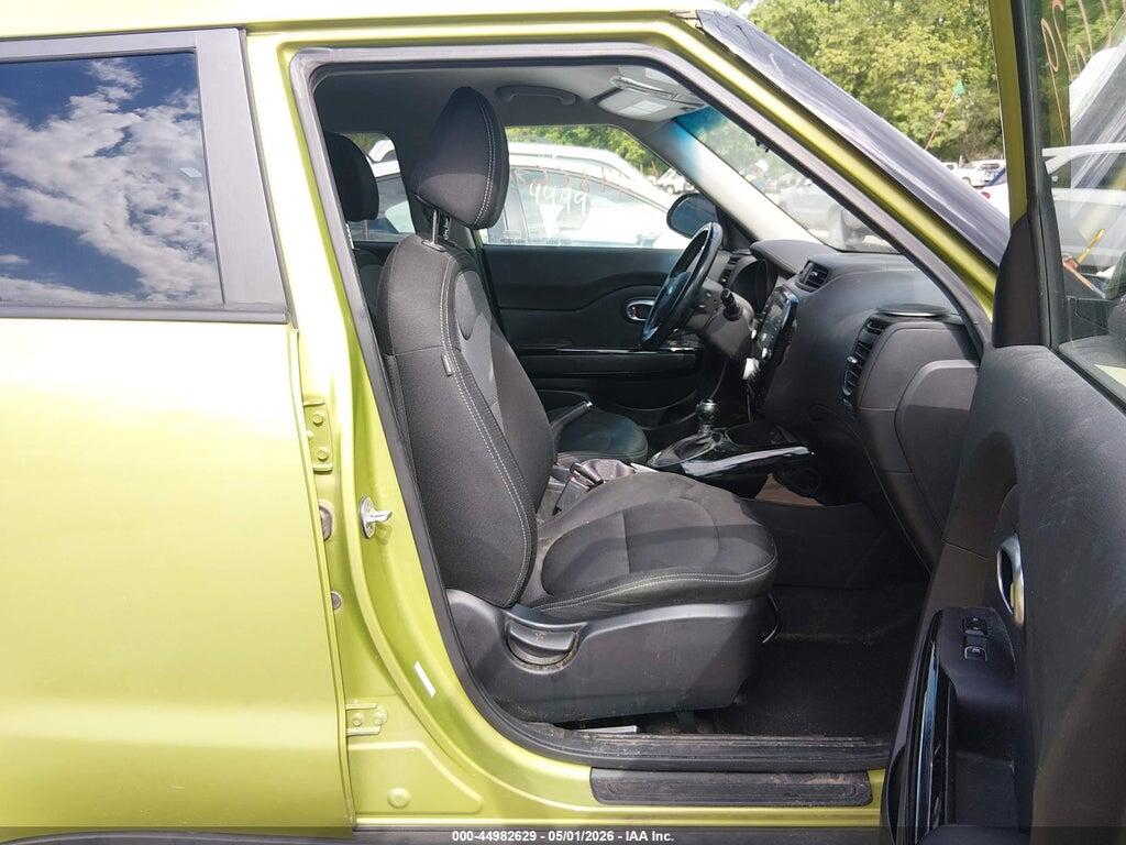 KNDJP3A52J7895821 2018 KIA SOUL photo no. 5