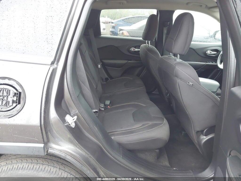 1C4PJLCS2FW723171 2015 JEEP CHEROKEE photo no. 8