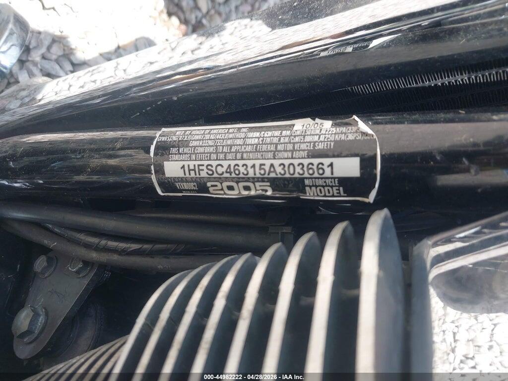 1HFSC46315A303661 2005 HONDA VTX1800 photo no. 10