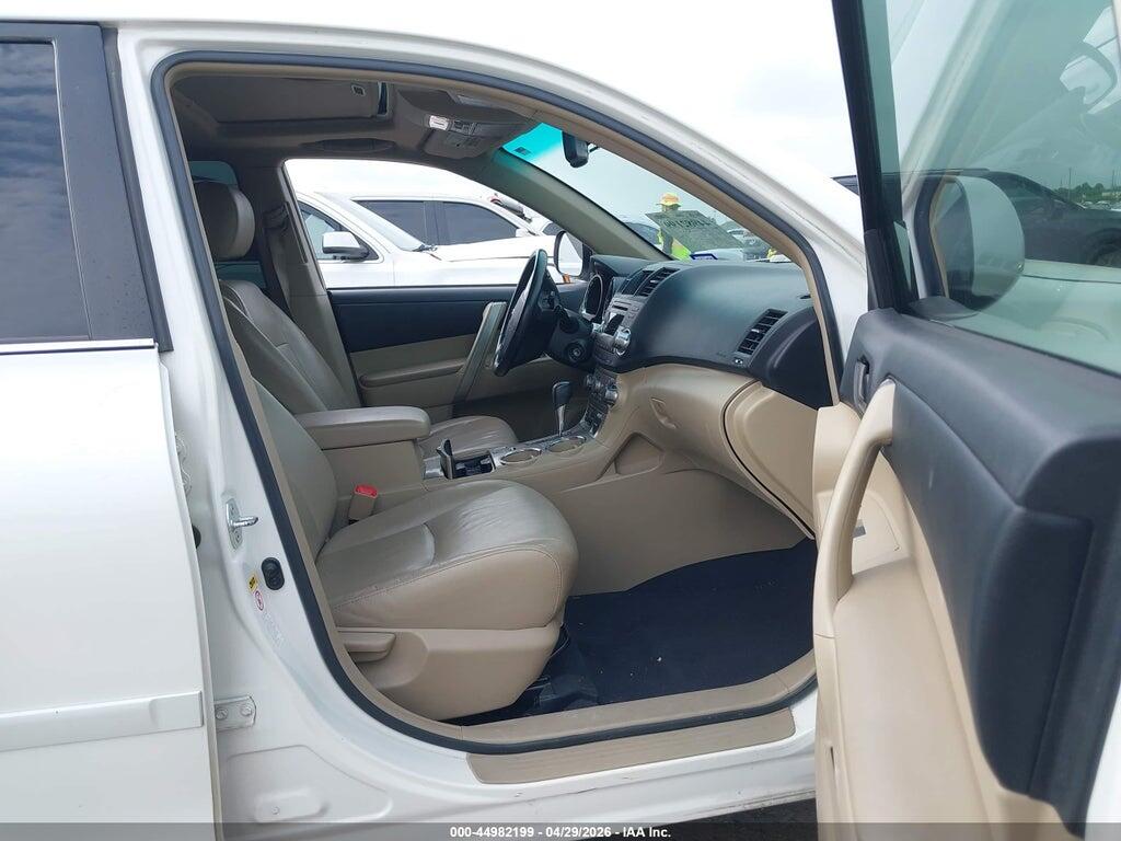 5TDZK3EH9BS042345 2011 TOYOTA HIGHLANDER photo no. 5
