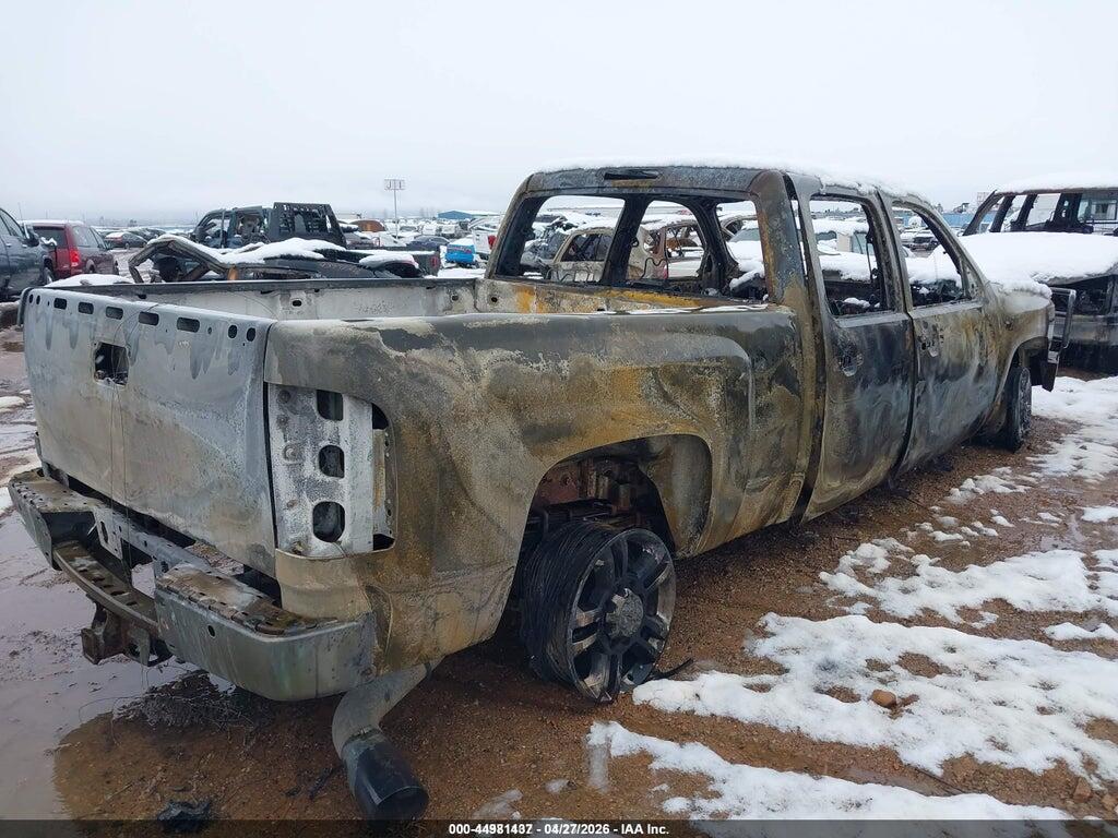 1GC4K1E87DF103077 2013 CHEVROLET SILVERADO 3500HD photo no. 4