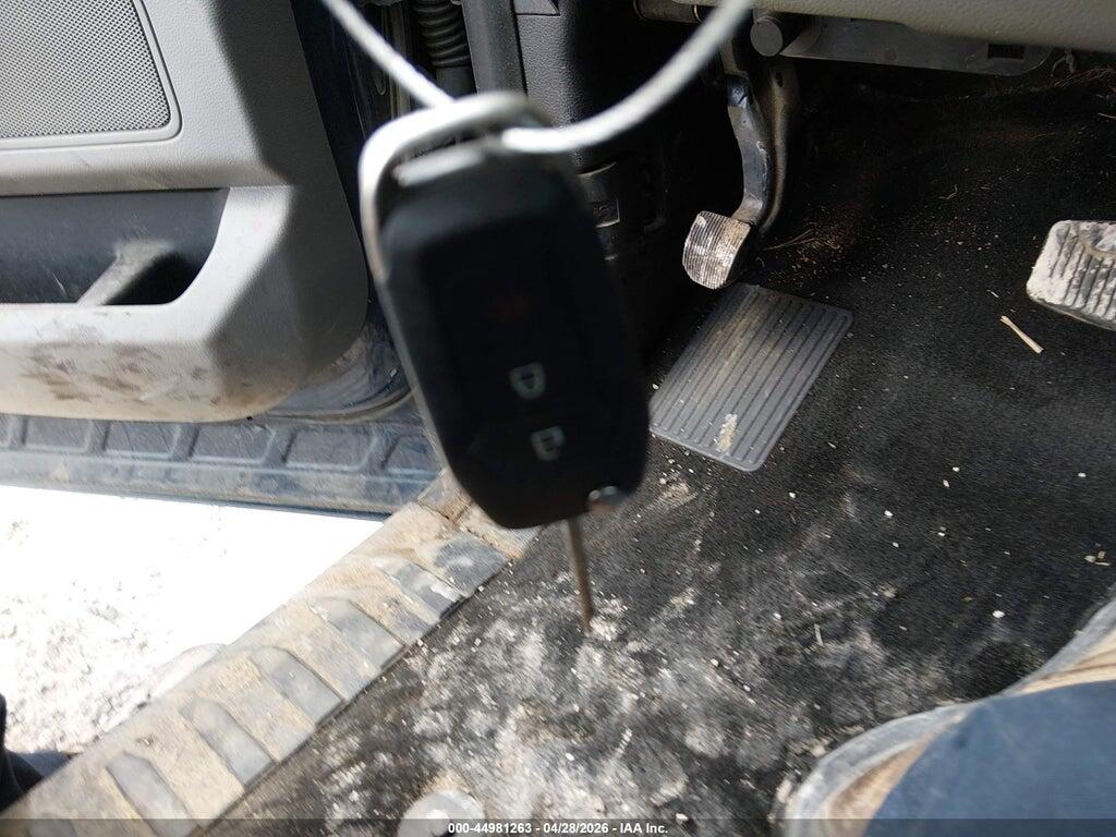 1FT7W2BT2HEB45989 2017 FORD F-250 photo no. 11