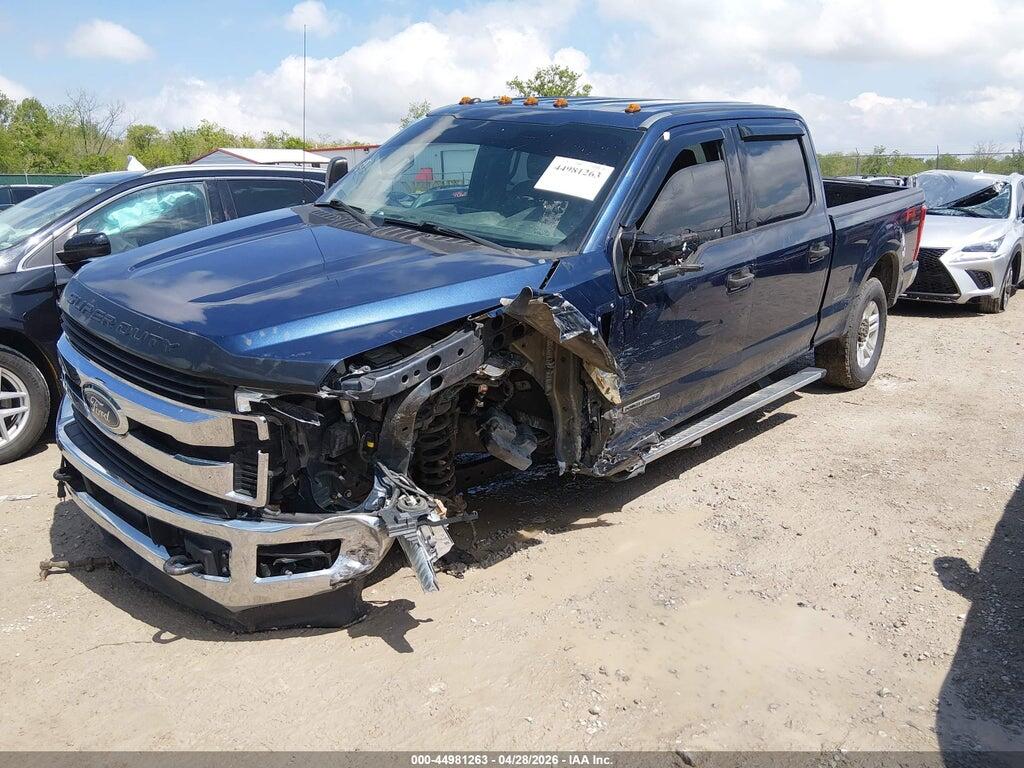 1FT7W2BT2HEB45989 2017 FORD F-250 photo no. 2
