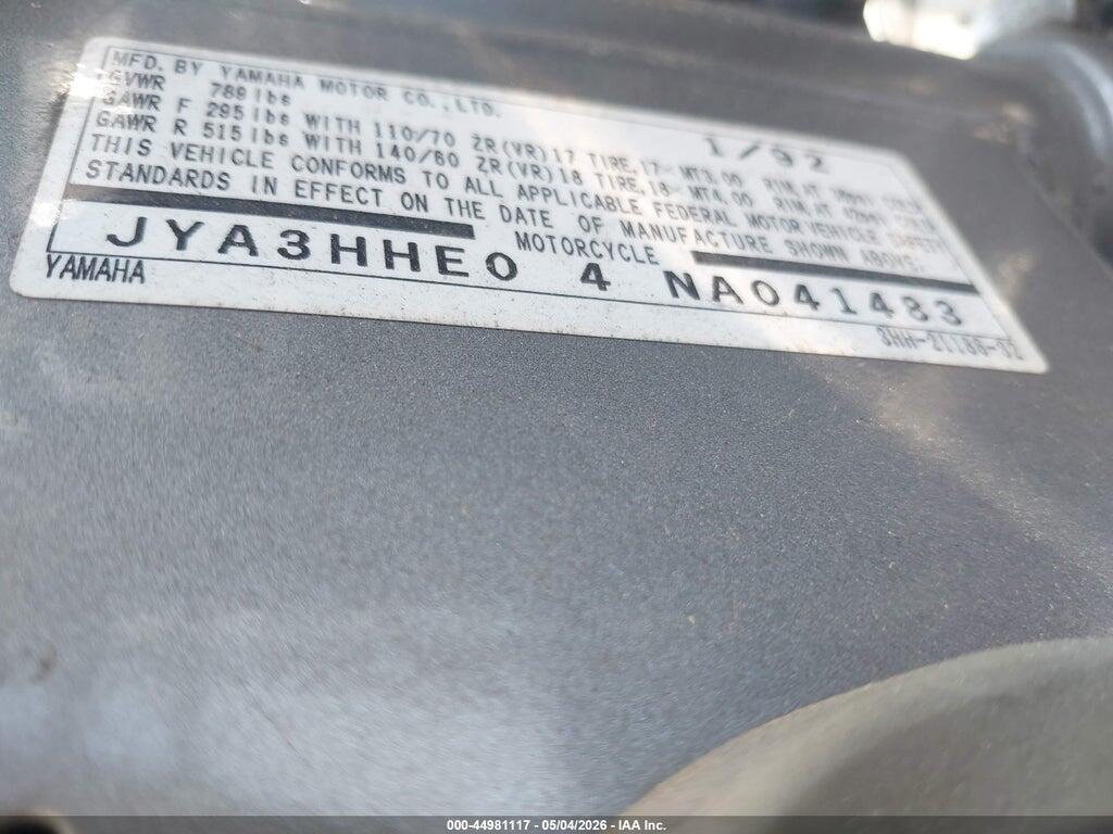 JYA3HHE04NA041483 1992 YAMAHA FZR600 photo no. 10