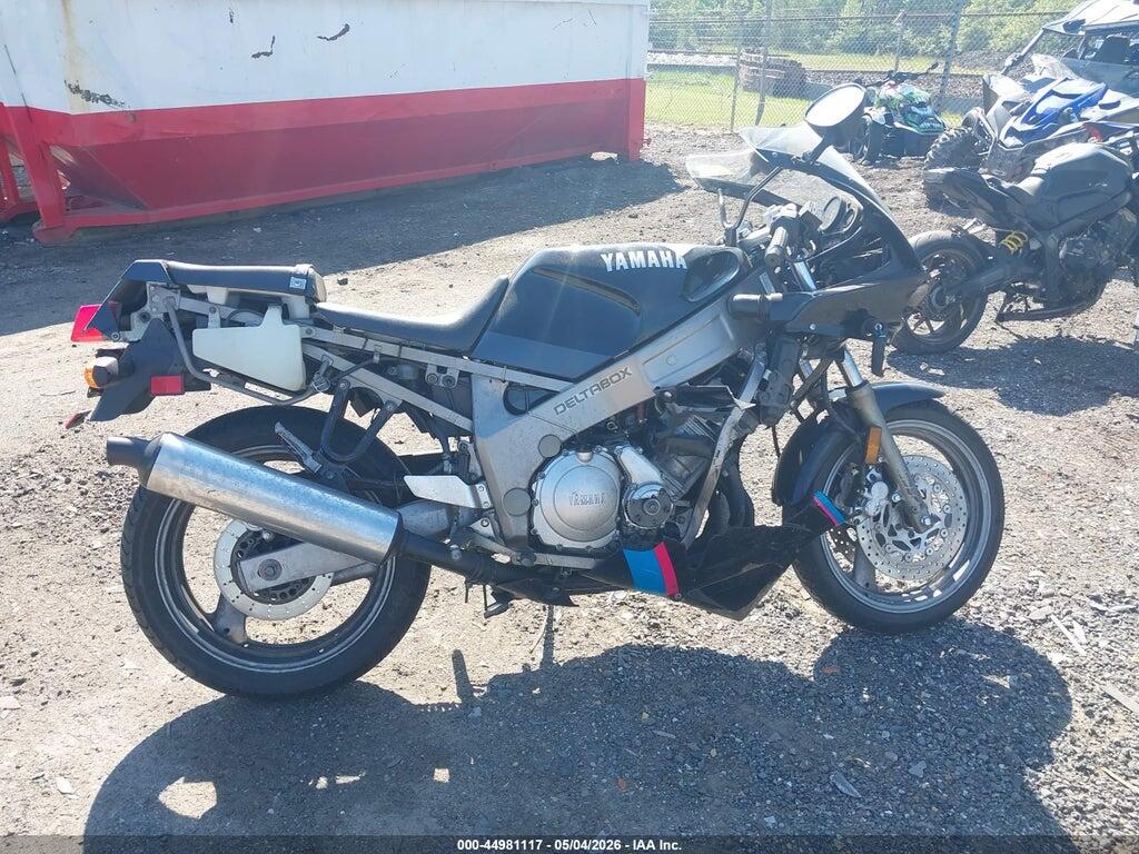 JYA3HHE04NA041483 1992 YAMAHA FZR600 photo no. 12