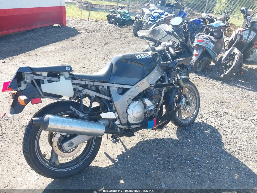 JYA3HHE04NA041483 1992 YAMAHA FZR600 photo no. 4