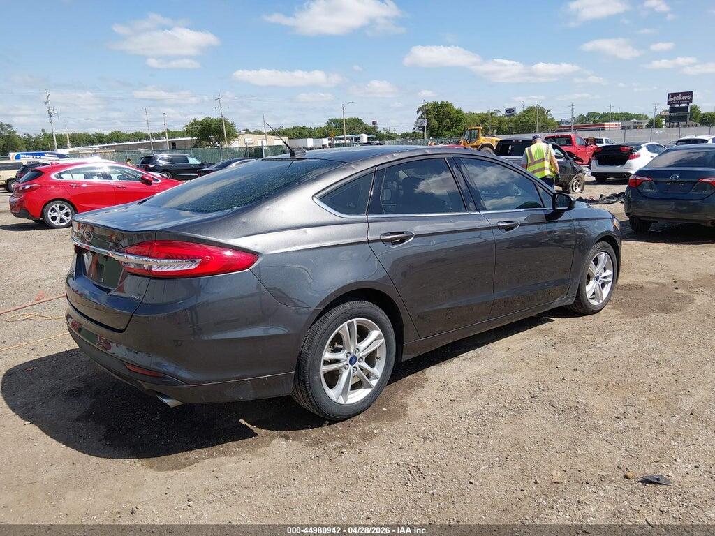 3FA6P0H72JR175137 2018 FORD FUSION photo no. 4