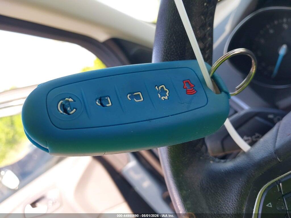 1FMCU9J99KUB21636 2019 FORD ESCAPE photo no. 11