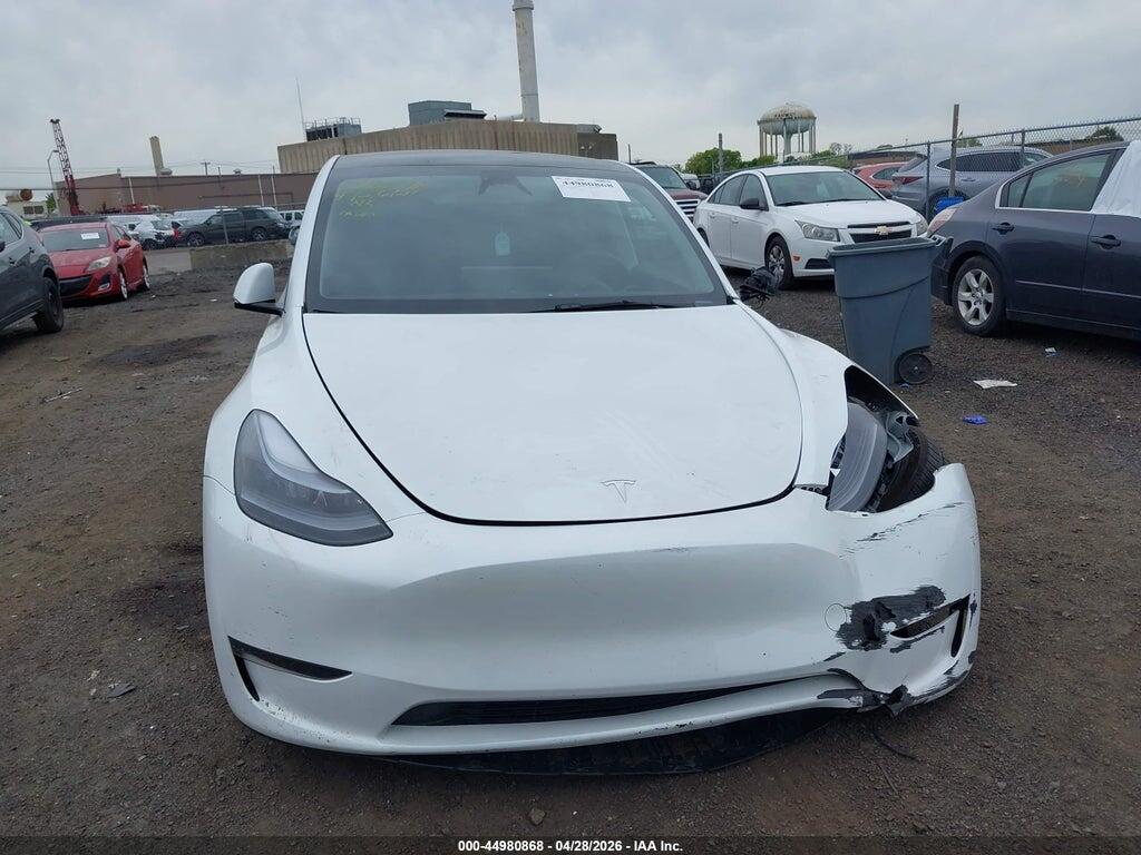 7SAYGDEDXSA374010 2025 TESLA MODEL Y photo no. 11