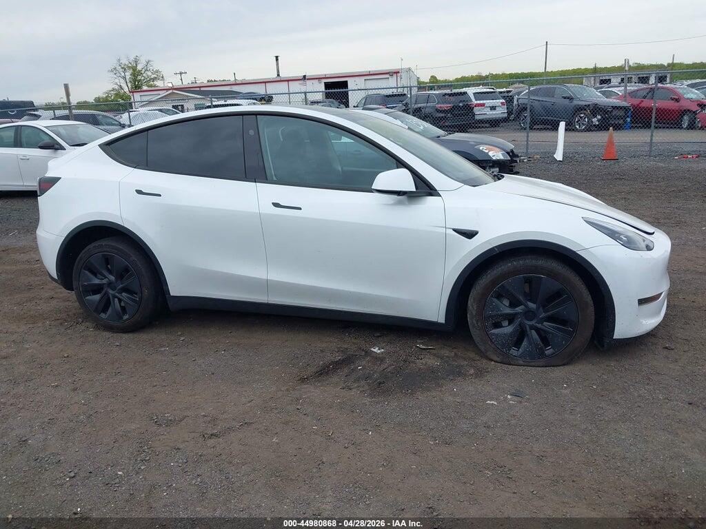 7SAYGDEDXSA374010 2025 TESLA MODEL Y photo no. 12