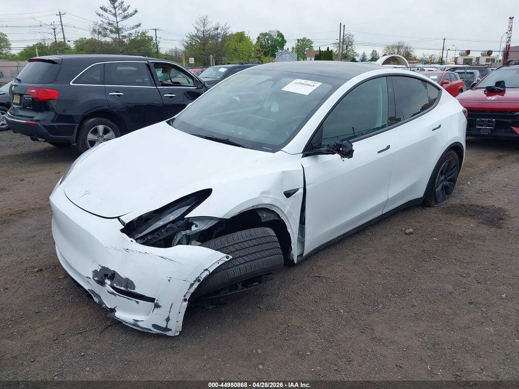 7SAYGDEDXSA374010 2025 TESLA MODEL Y photo no. 2
