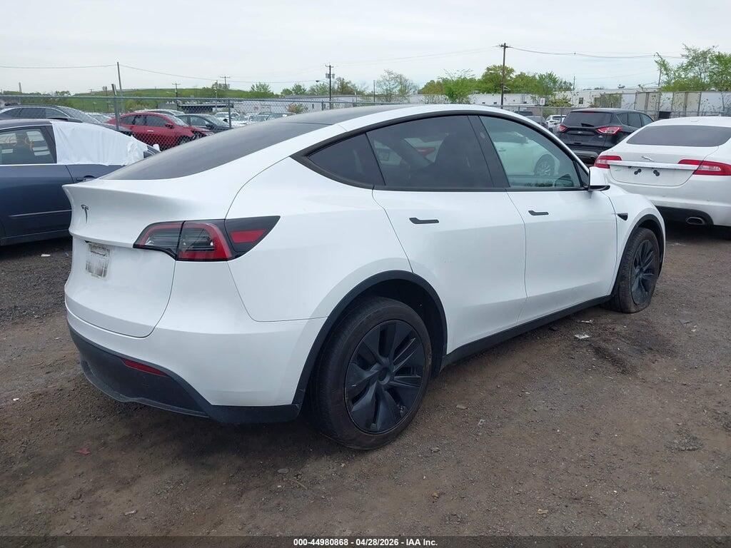 7SAYGDEDXSA374010 2025 TESLA MODEL Y photo no. 4