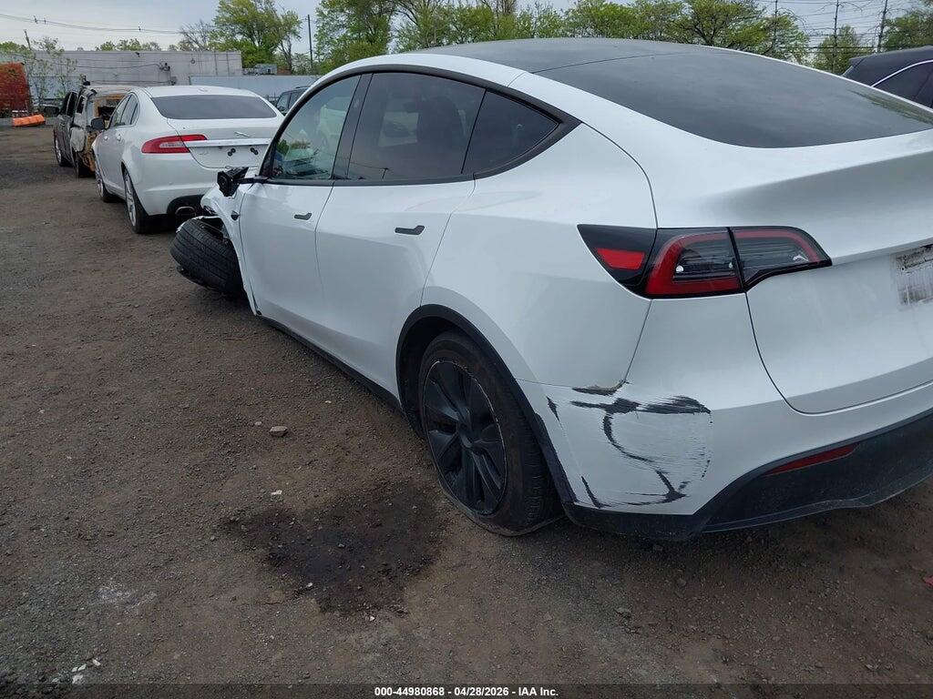 7SAYGDEDXSA374010 2025 TESLA MODEL Y photo no. 6