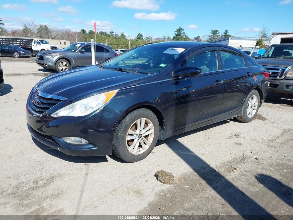 5NPEB4AC1DH756557 2013 HYUNDAI SONATA photo no. 2