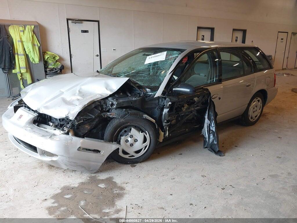 1G8ZN82791Z277366 2001 SATURN SW2 photo no. 2
