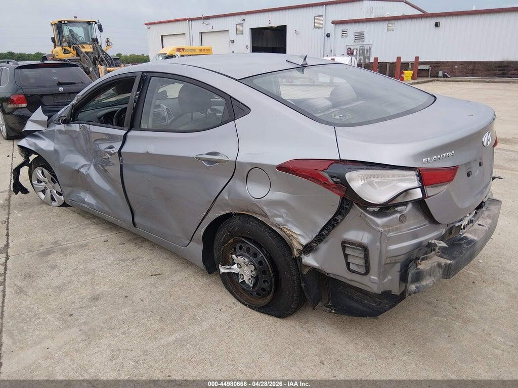 5NPDH4AE7GH736328 2016 HYUNDAI ELANTRA photo no. 3