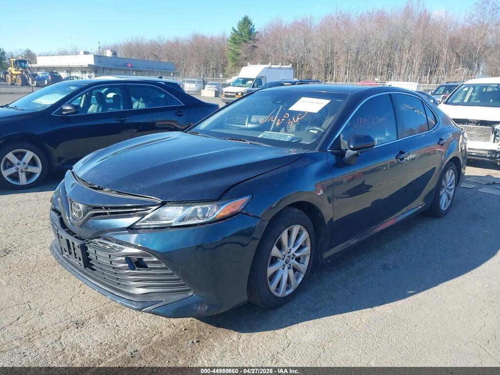 JTNB11HK6J3036613 2018 TOYOTA CAMRY photo no. 2