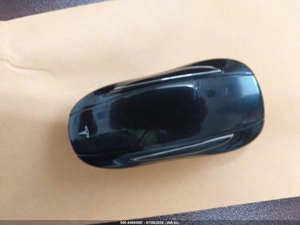5YJXCAE20GF004955 2016 TESLA MODEL X photo no. 11