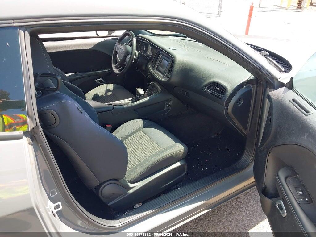 2C3CDZAG3HH501607 2017 DODGE CHALLENGER photo no. 5