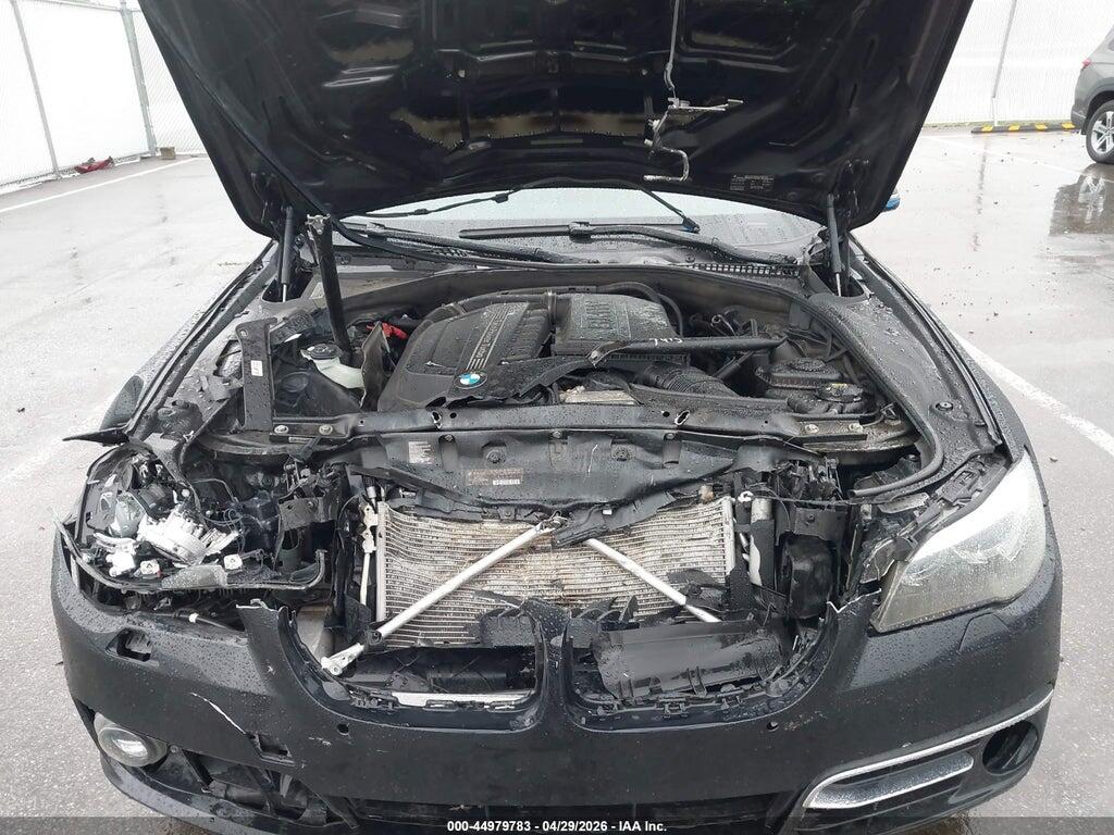 WBA5B3C56FD543067 2015 BMW 535I photo no. 10