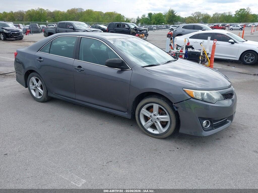4T1BF1FK2EU329493 2014 TOYOTA CAMRY photo no. 1