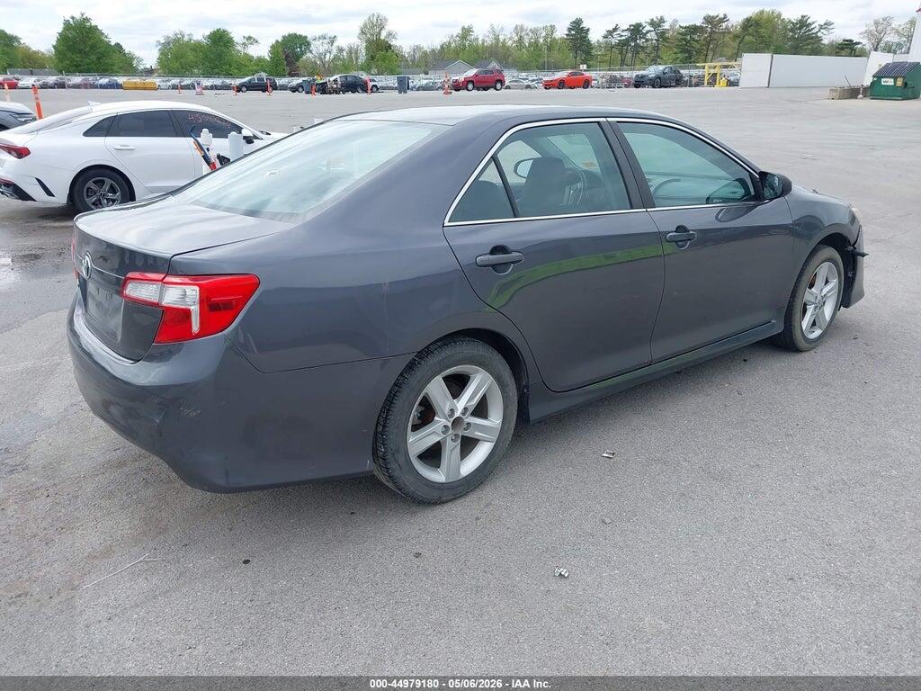 4T1BF1FK2EU329493 2014 TOYOTA CAMRY photo no. 4