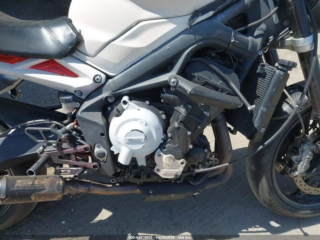SMTL03NE6DT574577 2013 TRIUMPH MOTORCYCLE STREET TRIPLE photo no. 8